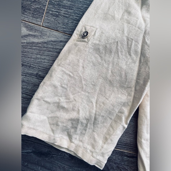 Anne Klein 55% linen short sleeve blouse quarter zip detail beige/ neutral - Picture 4 of 10